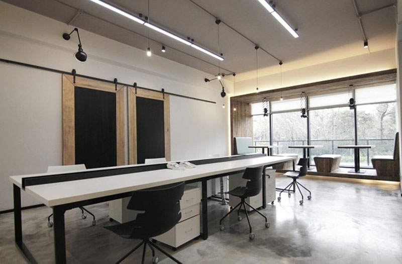 工业风办会议室照明设计方案